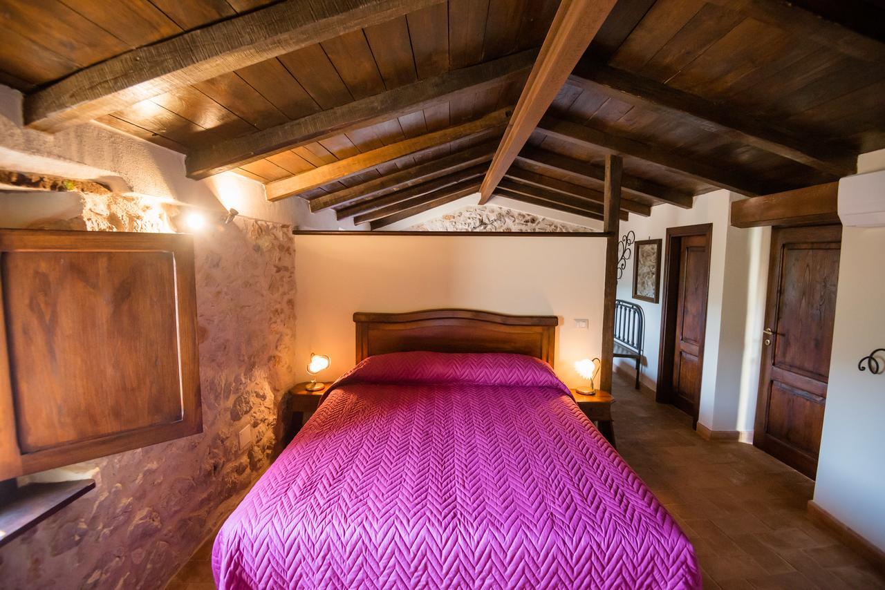 Nena Al Borgo Castello Bed & Breakfast Pico Eksteriør bilde