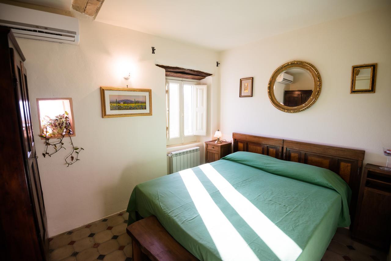Nena Al Borgo Castello Bed & Breakfast Pico Eksteriør bilde