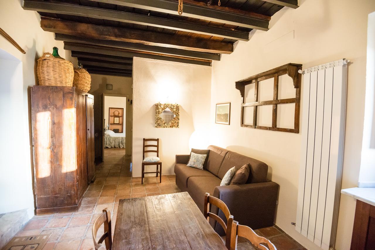Nena Al Borgo Castello Bed & Breakfast Pico Eksteriør bilde