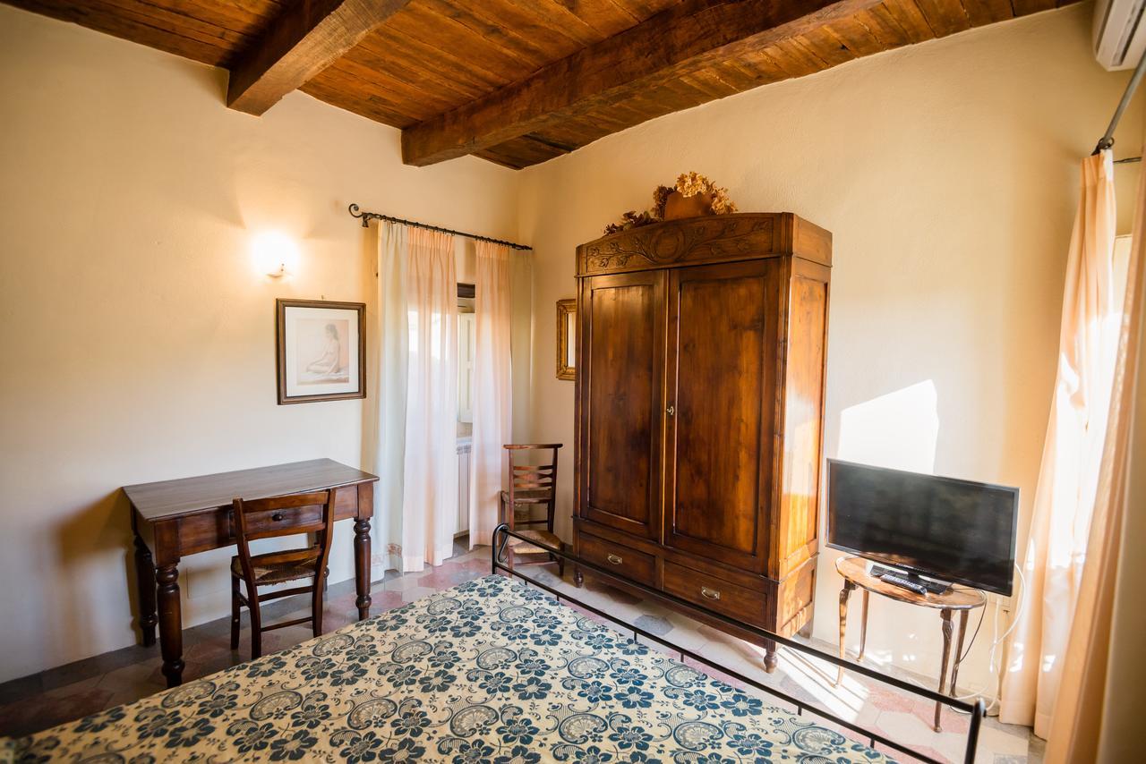 Nena Al Borgo Castello Bed & Breakfast Pico Eksteriør bilde