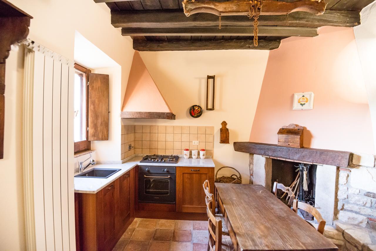Nena Al Borgo Castello Bed & Breakfast Pico Eksteriør bilde