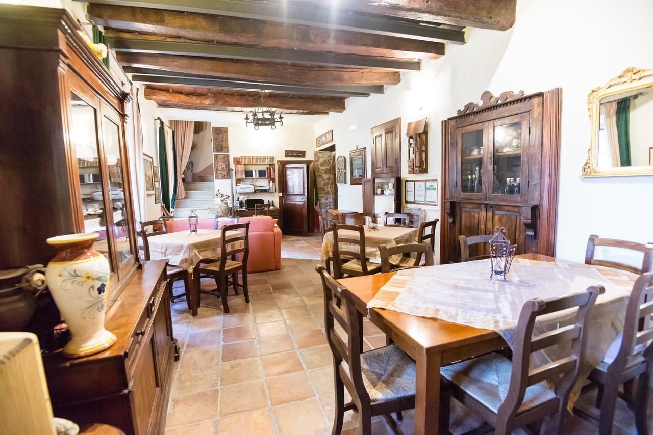 Nena Al Borgo Castello Bed & Breakfast Pico Eksteriør bilde